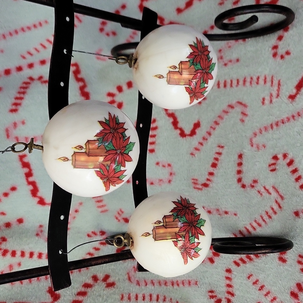 Vintage Pyramid Irregular Christmas Ornaments 🎄